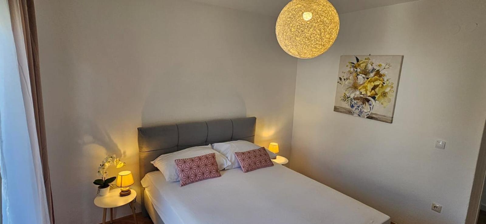 Apartman Mia With Pool1 Сплит Екстериор снимка