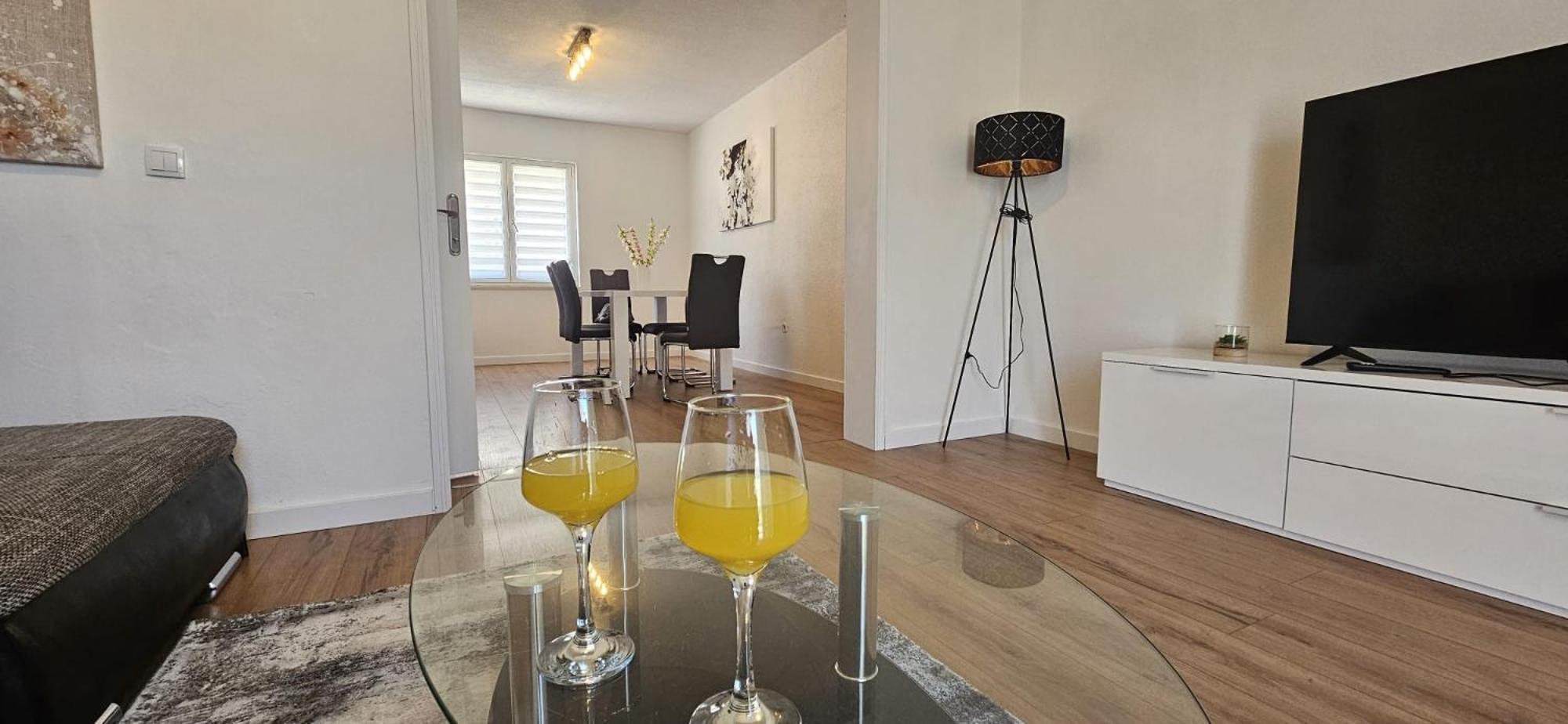 Apartman Mia With Pool1 Сплит Екстериор снимка