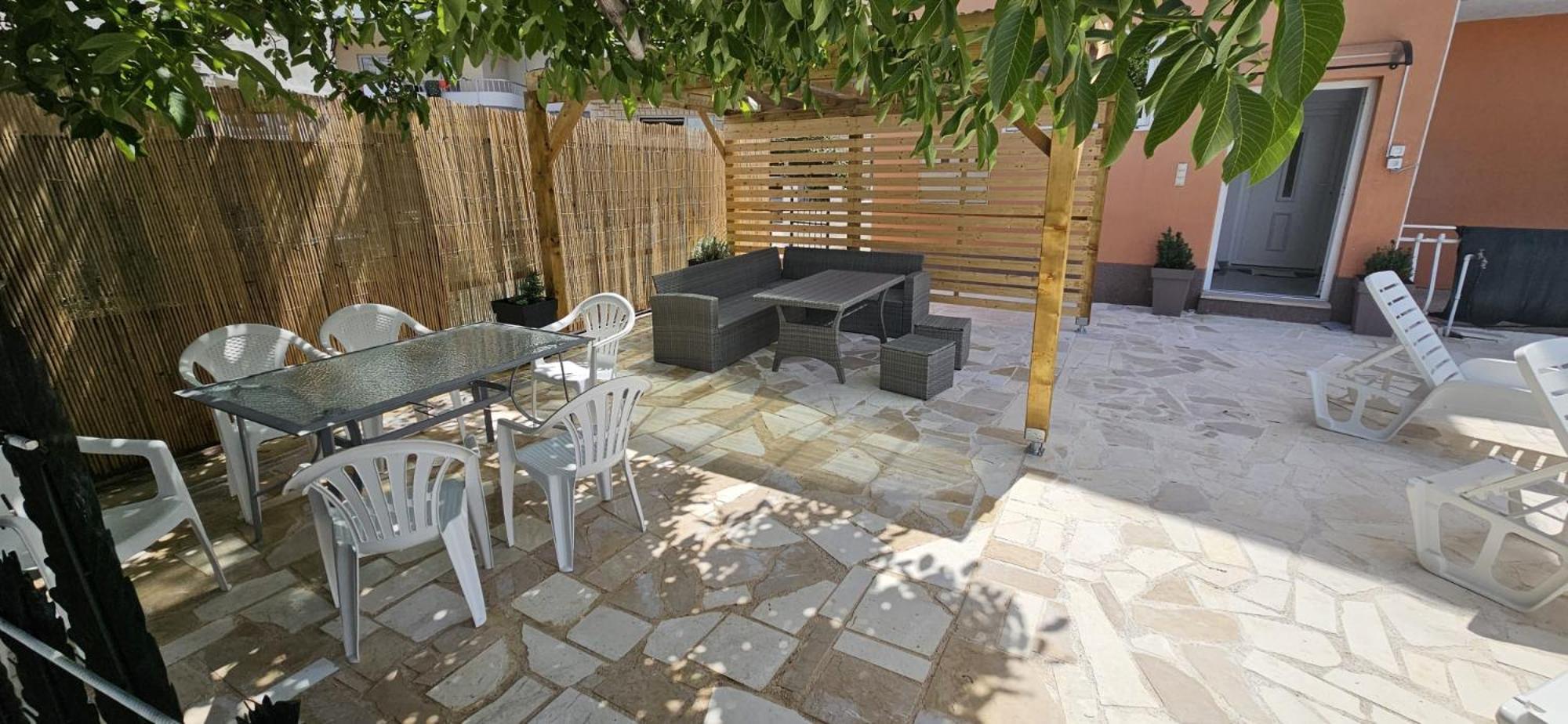 Apartman Mia With Pool1 Сплит Екстериор снимка