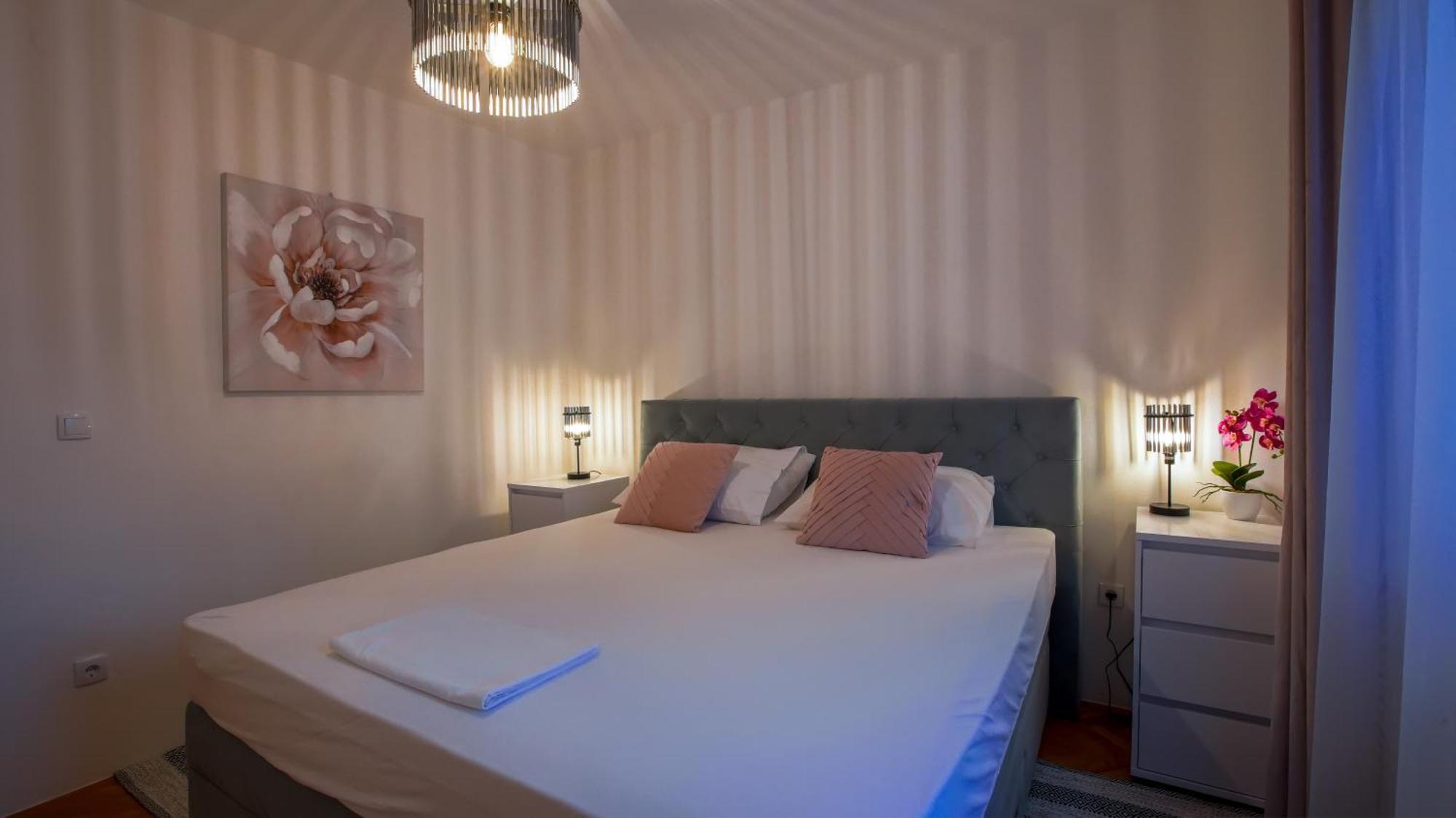 Apartman Mia With Pool1 Сплит Екстериор снимка